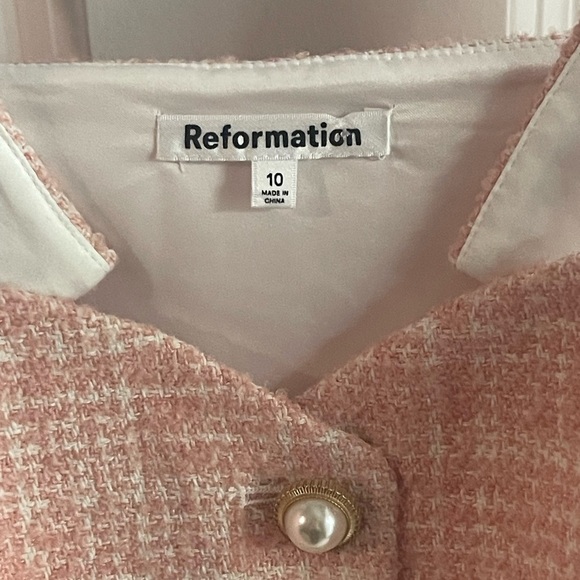 REFORMATION Amora Tweed-Textured Woven Top {$171} Pink Cream Pearl Buttons 10 - Picture 7 of 10